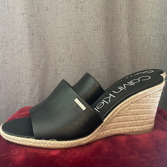 Calvin Klein Wedge Heels Size 10 - Picture 1 of 8